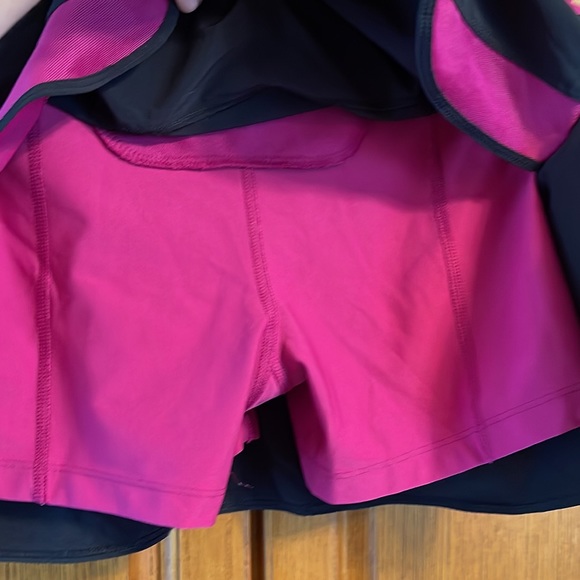 Nike women’s dri-fit running skort - Picture 3 of 4